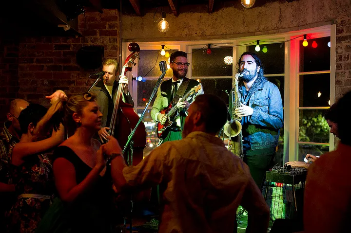 Cruisin' Deuces @ Miss Peaches - Newtown