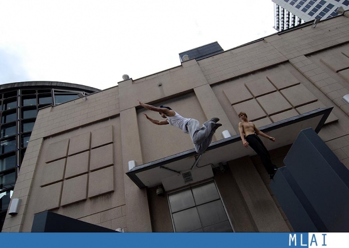 mlparkour12040908.jpg